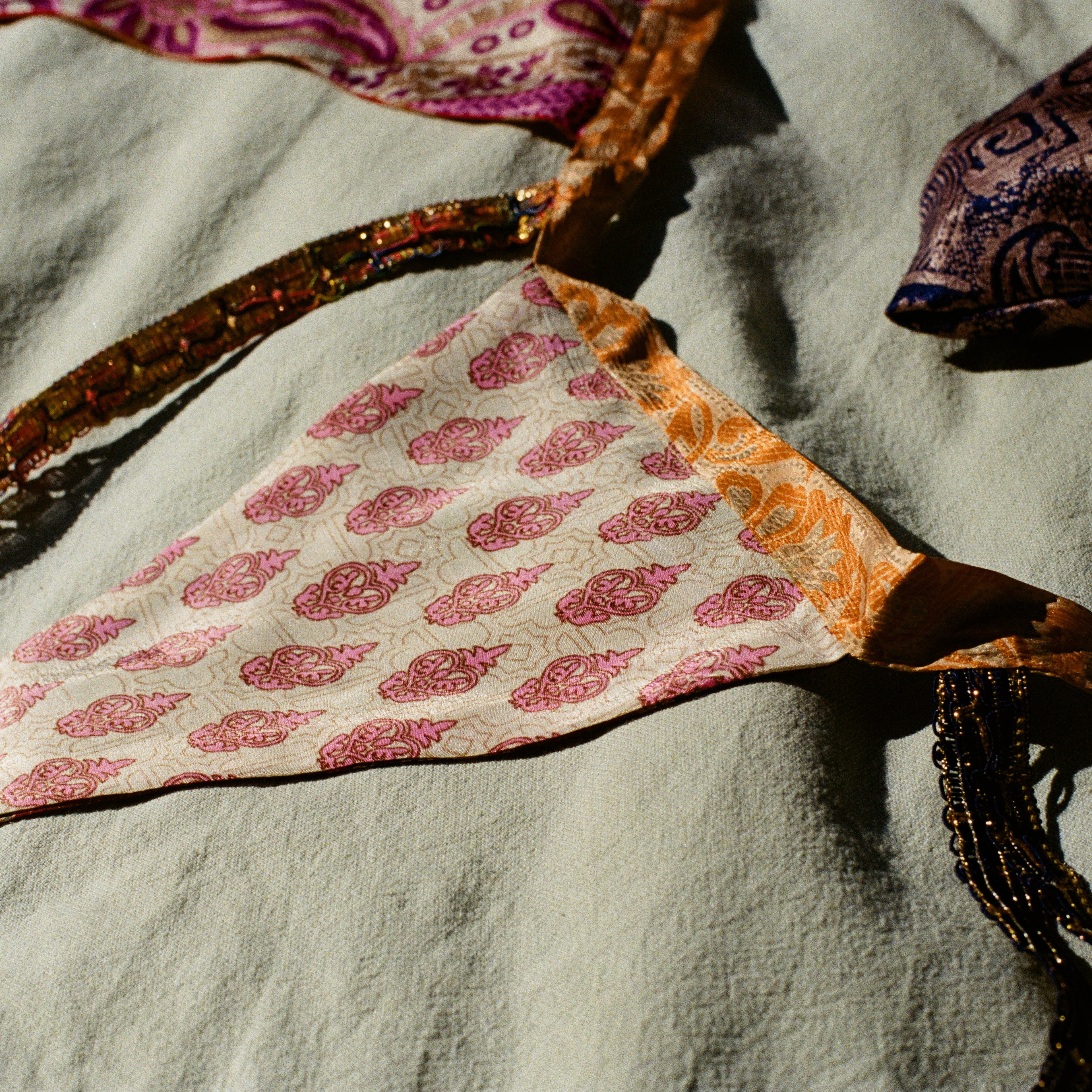 Birthday decorations with ribbons (2,5 meter)
