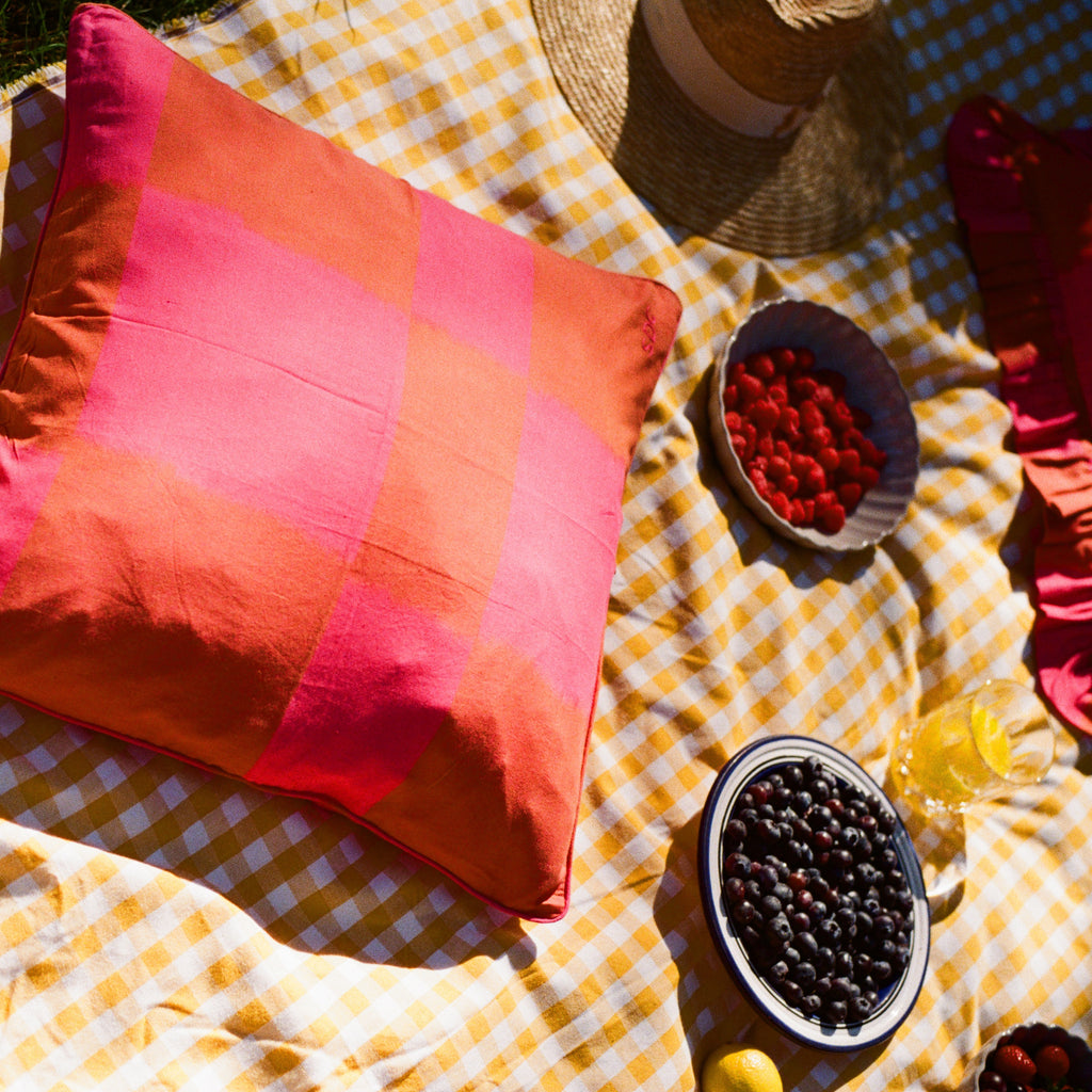 Ikat cushion cover pink / orange 50 x 50 cm