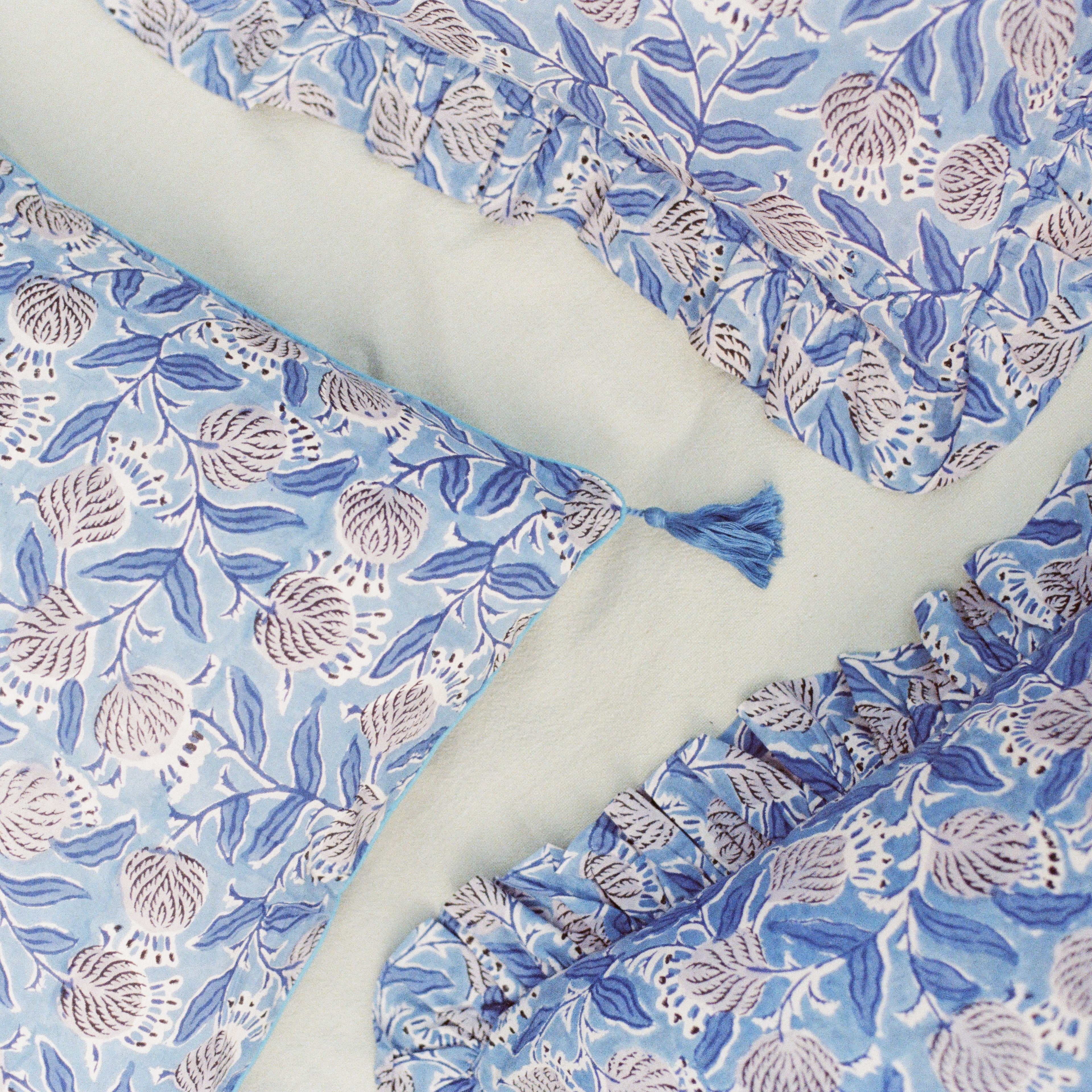 Block print cushion cover blue 30 x 50 cm