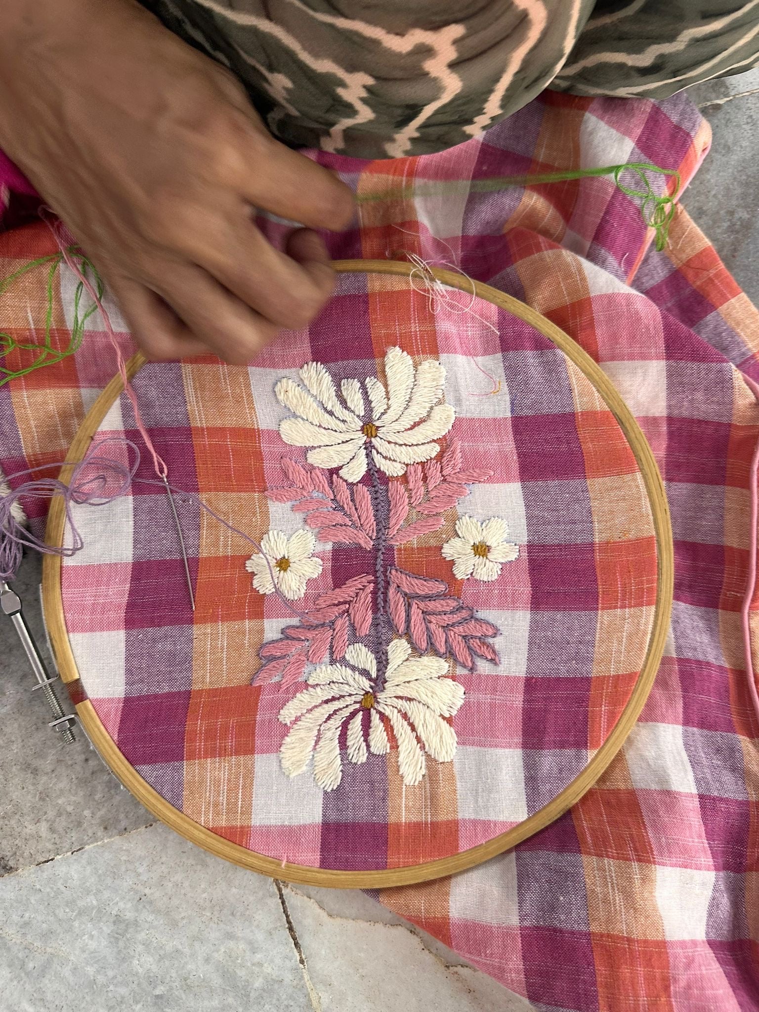 Cushion cover with embroidery 30 x 50 cm